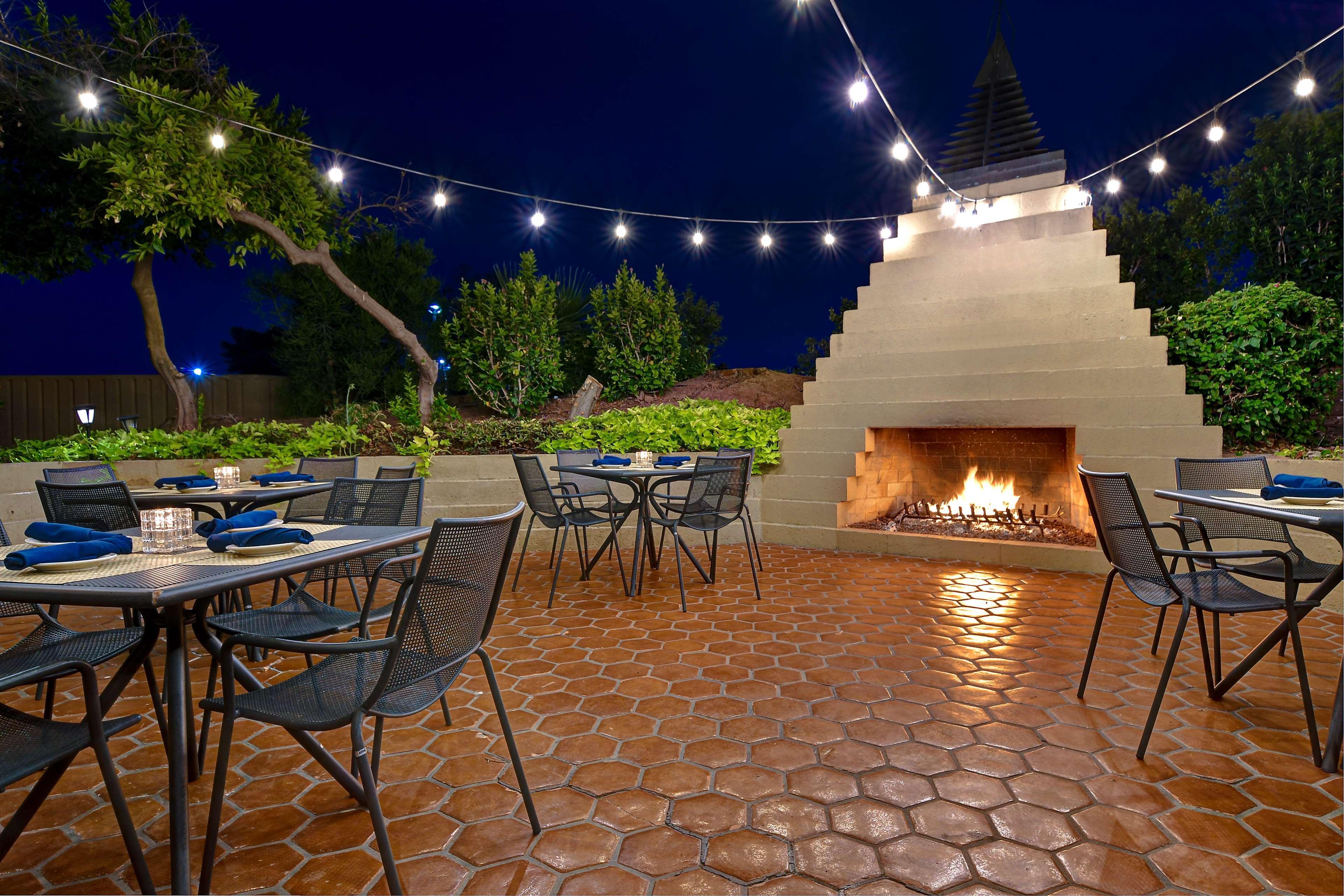 Doubletree By Hilton Phoenix- Tempe Eksteriør billede