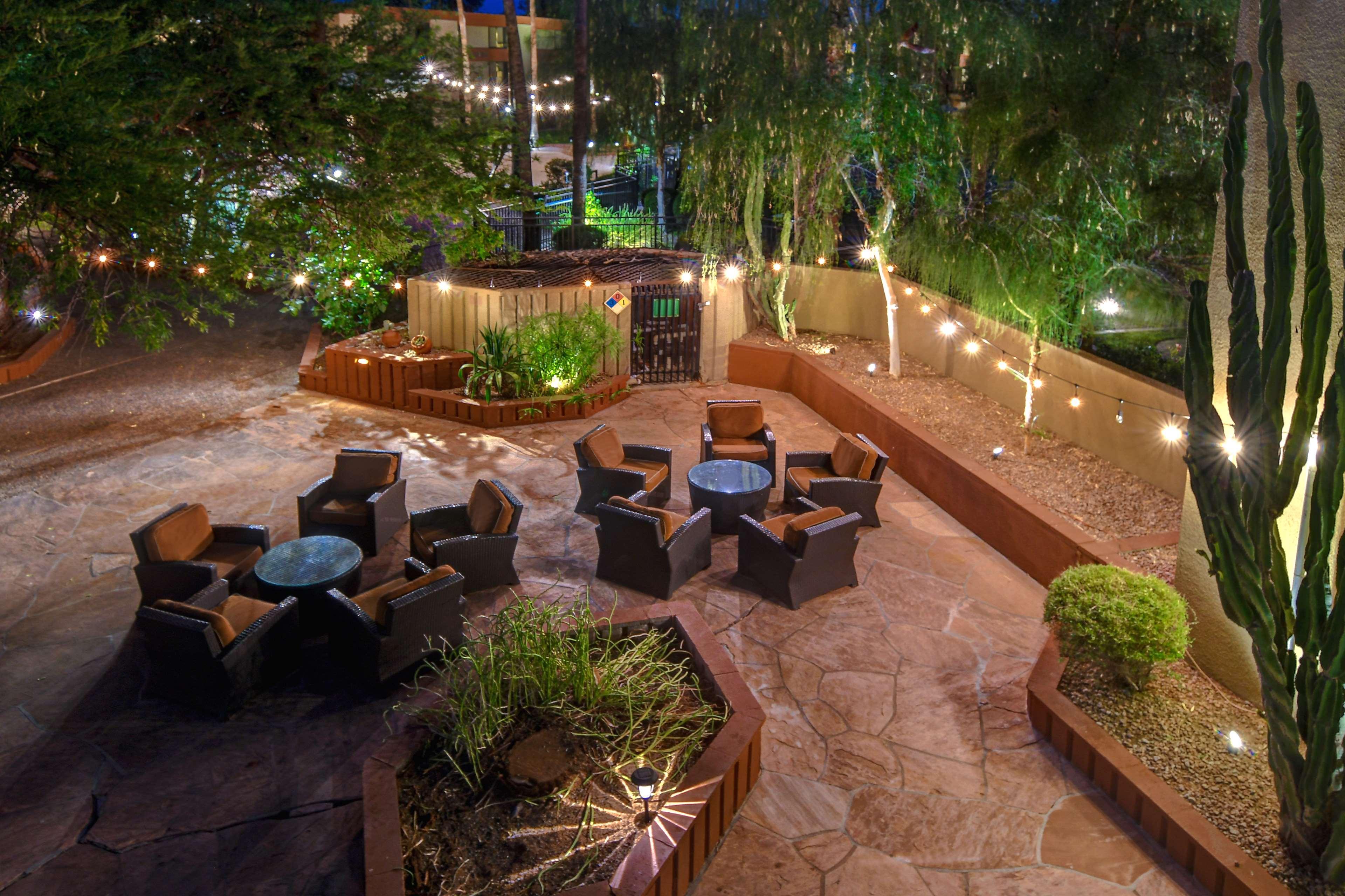 Doubletree By Hilton Phoenix- Tempe Eksteriør billede