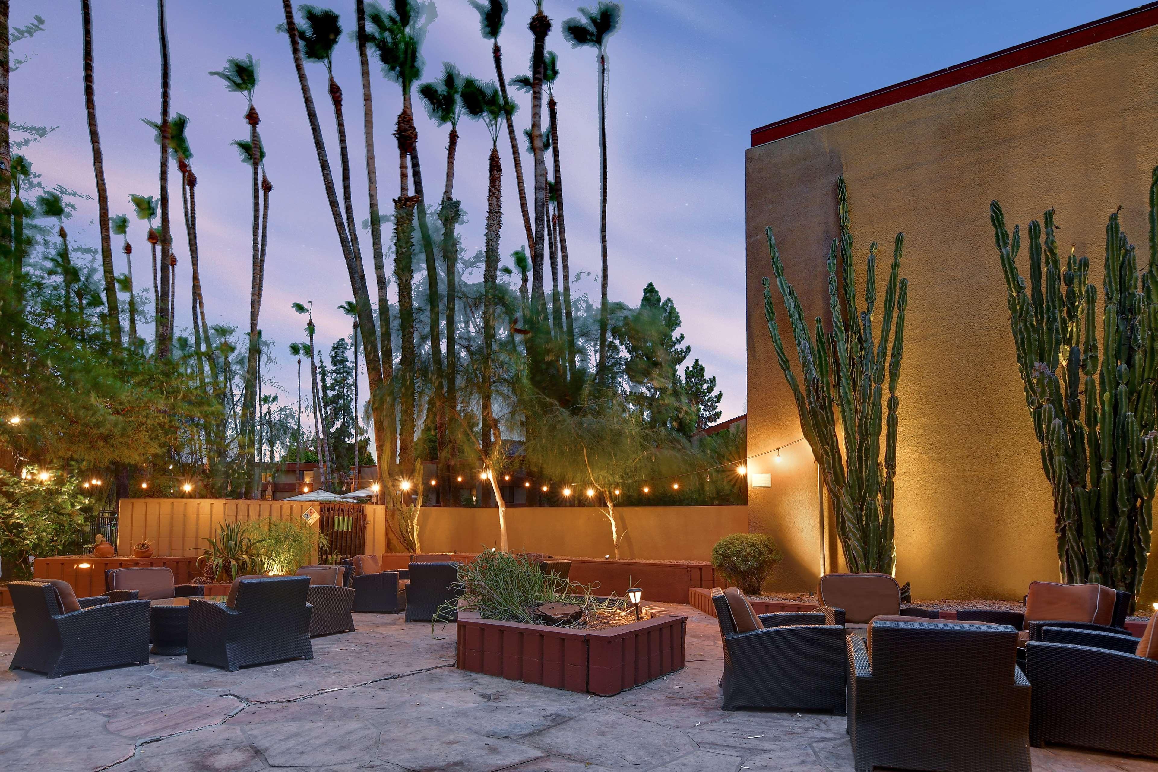 Doubletree By Hilton Phoenix- Tempe Eksteriør billede