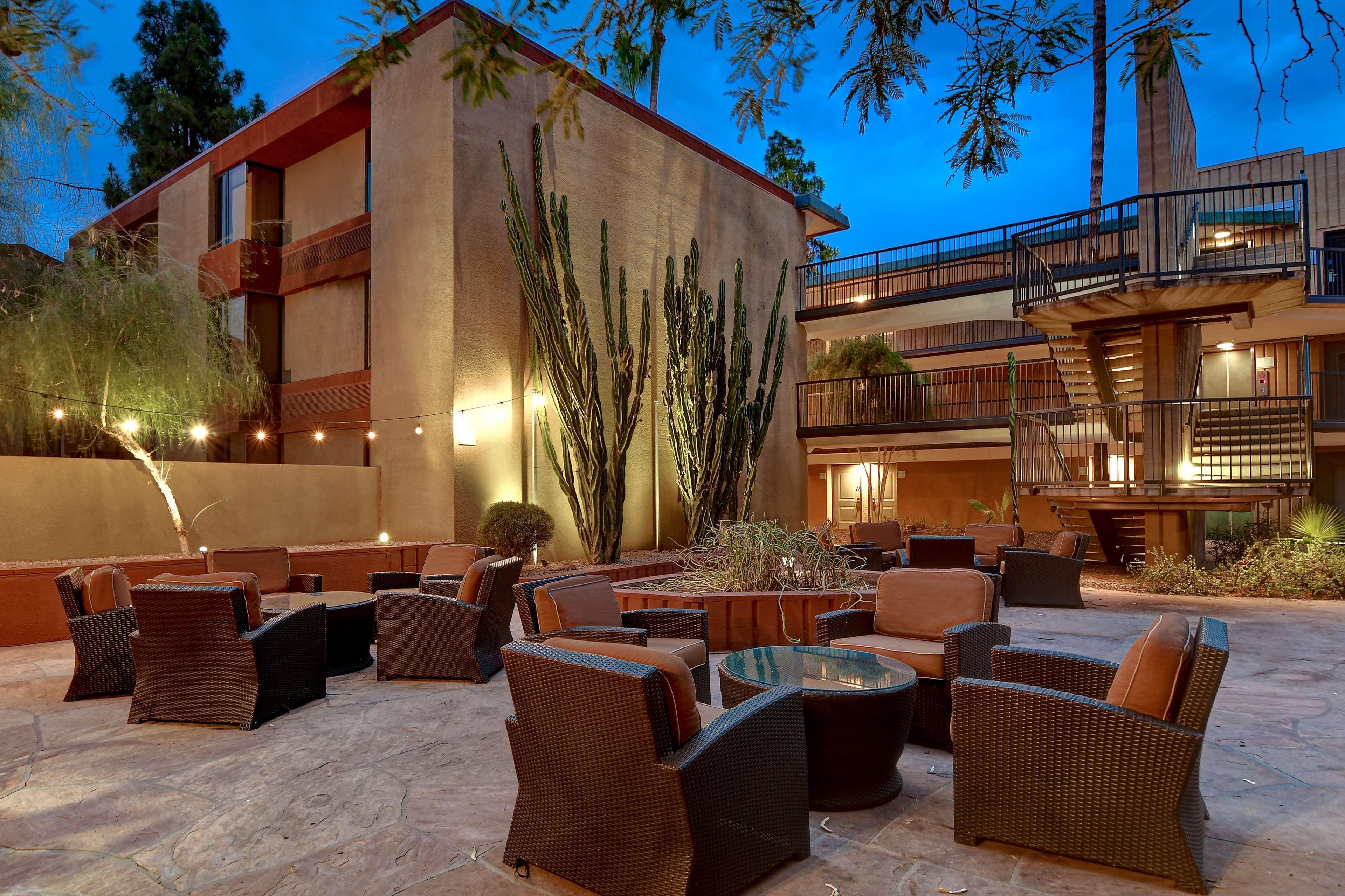 Doubletree By Hilton Phoenix- Tempe Eksteriør billede